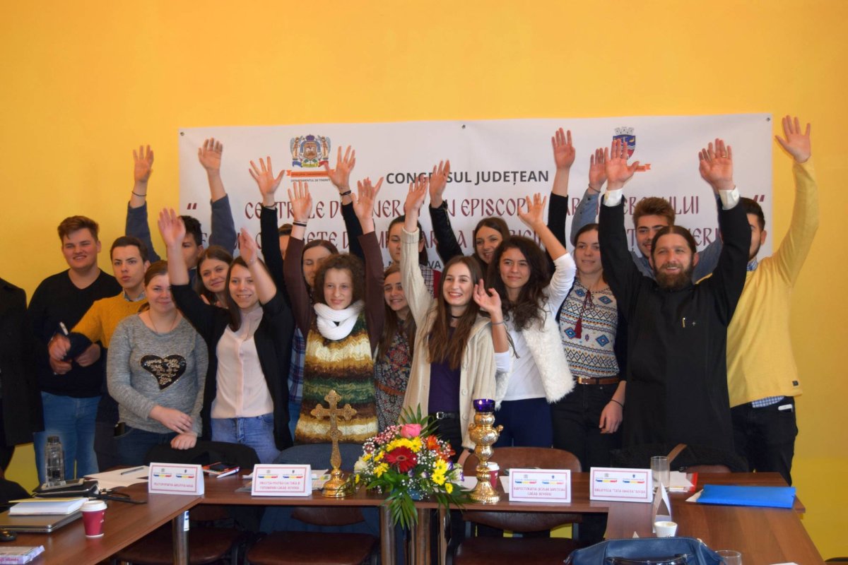 Formare duhovnicească, educativă și culturală a tinerilor 44207