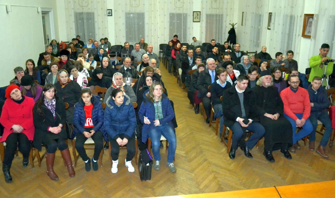 „Rostul ierurgiilor este să curăţească şi să binecuvânteze pe om“ 44022