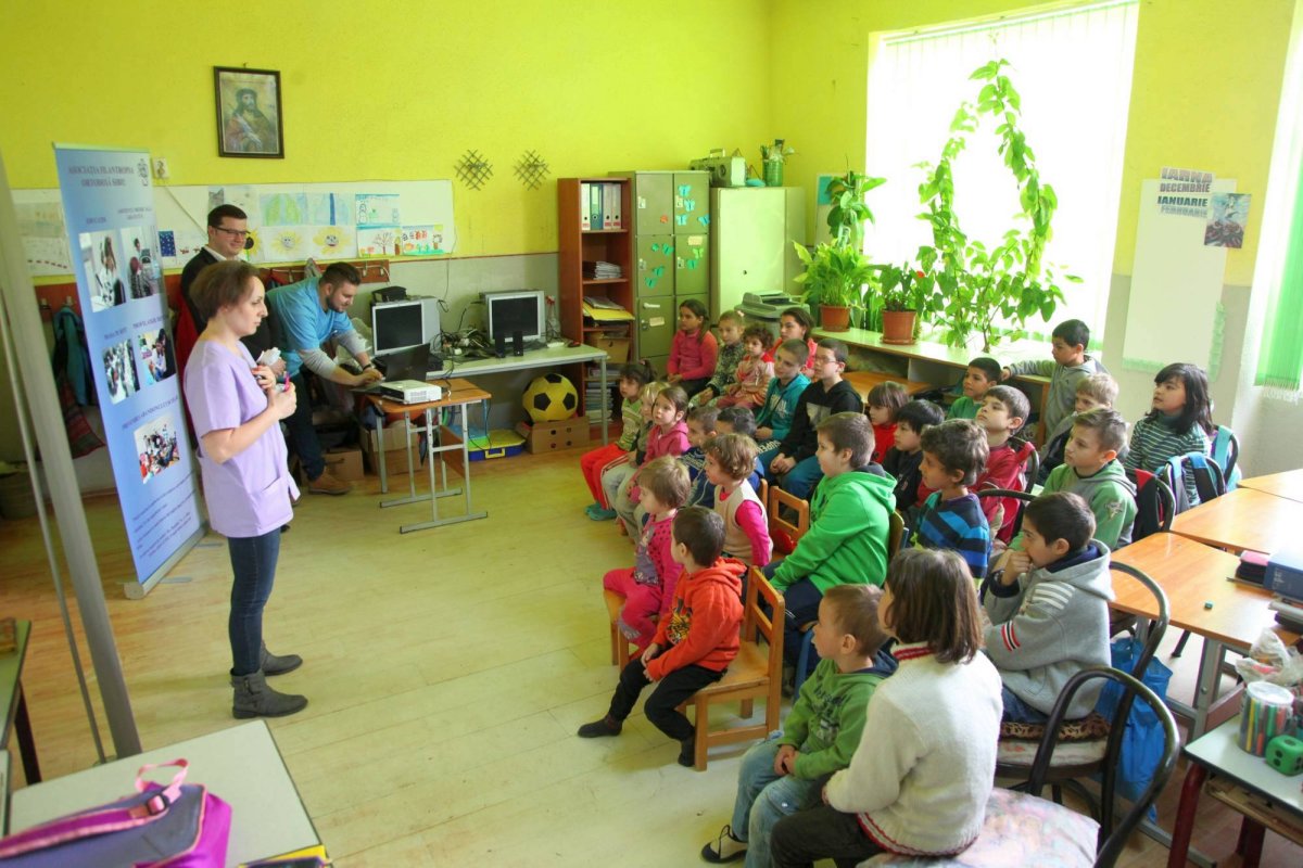 Copiii din Nou și Cornățel au învățat despre sănătatea dentară    43985