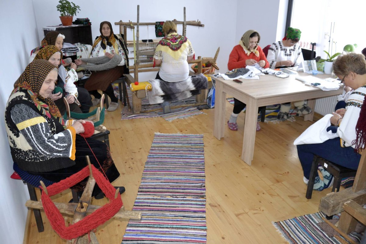 Căsuța meșteșugurilor de la Adâncata 44133