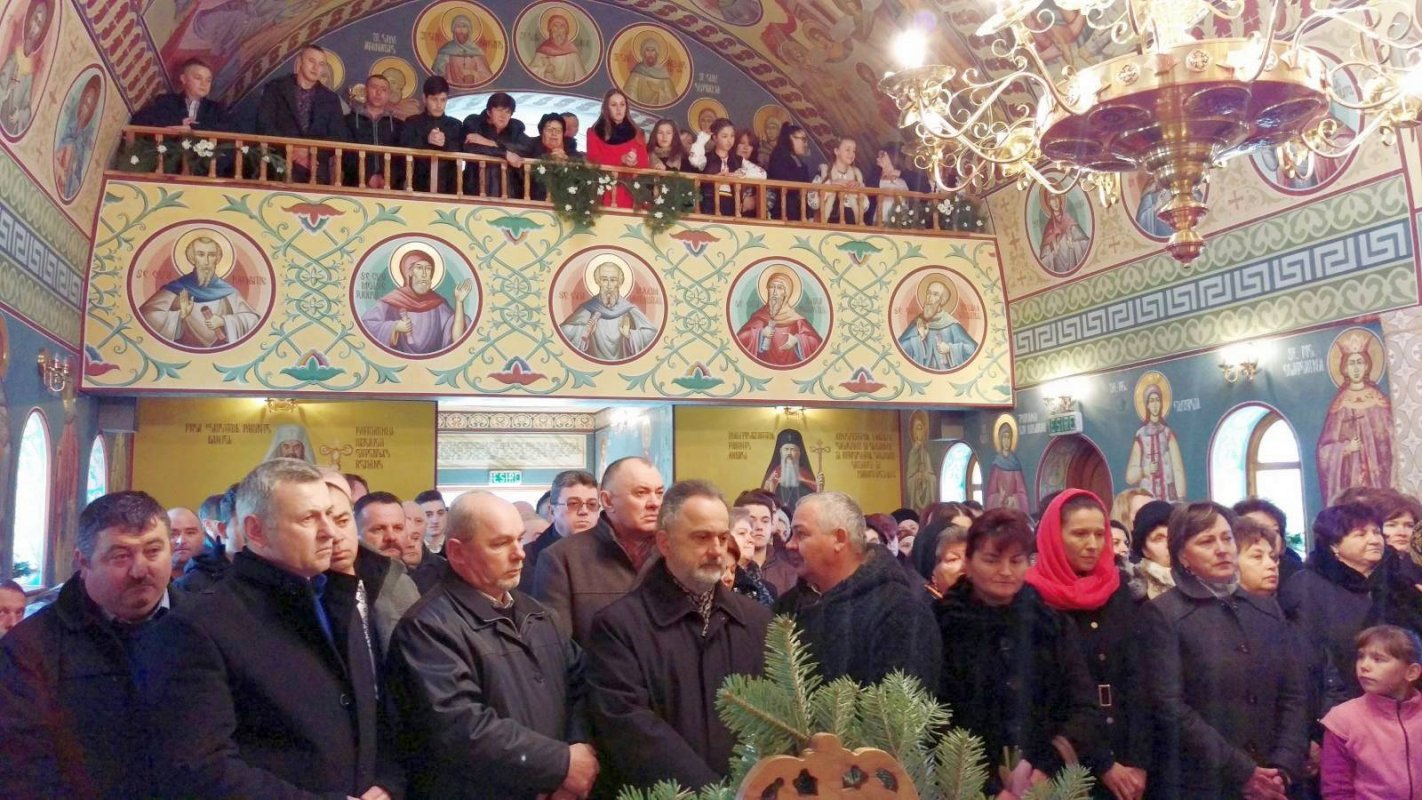 Slujiri arhiereşti în Duminica Izgonirii lui Adam din Rai      43865