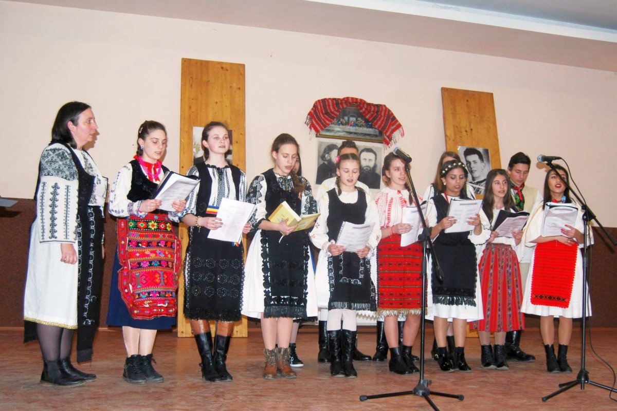 Martirii închisorilor comuniste, omagiați la Veneția de Jos, Brașov 43811