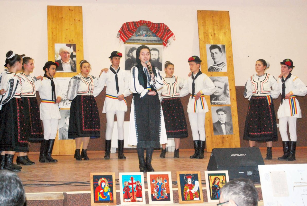 Martirii închisorilor comuniste, omagiați la Veneția de Jos, Brașov 43812