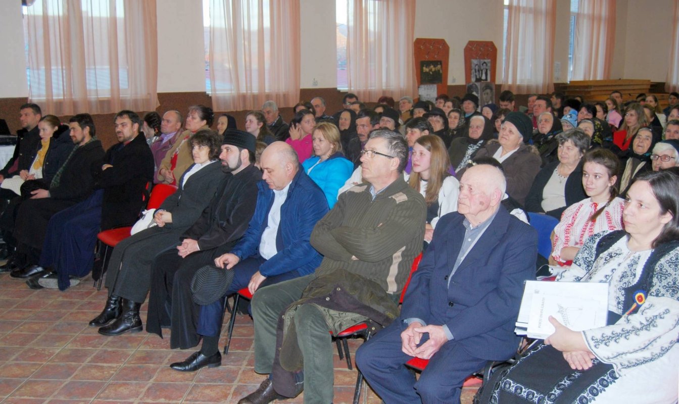 Martirii închisorilor comuniste, omagiați la Veneția de Jos, Brașov 43814