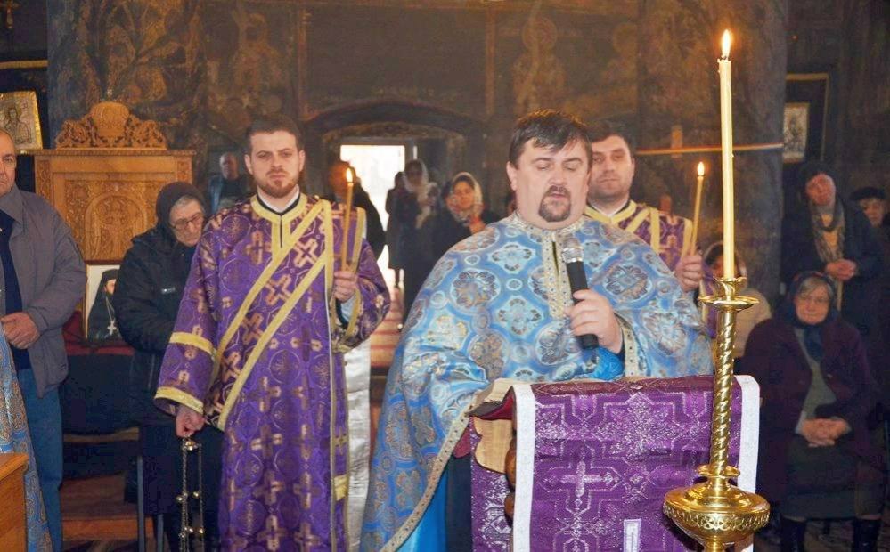 Rugăciuni intense în prima săptămână din Postul Mare     43757