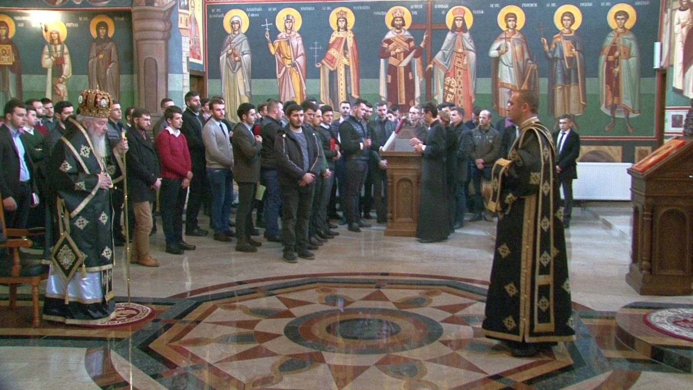 Program duhovnicesc intens în Postul Sfintelor Paşti   43706