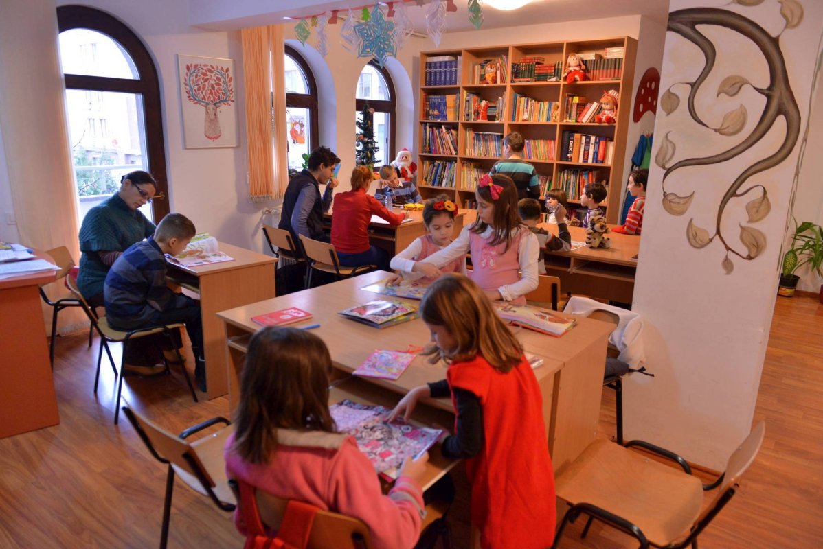 Nu putem schimba brusc sistemul educațional, dar ne putem schimba noi 43577