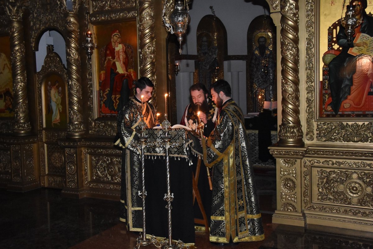 Rugăciune intensă în prima săptămână din Postul Mare 43572