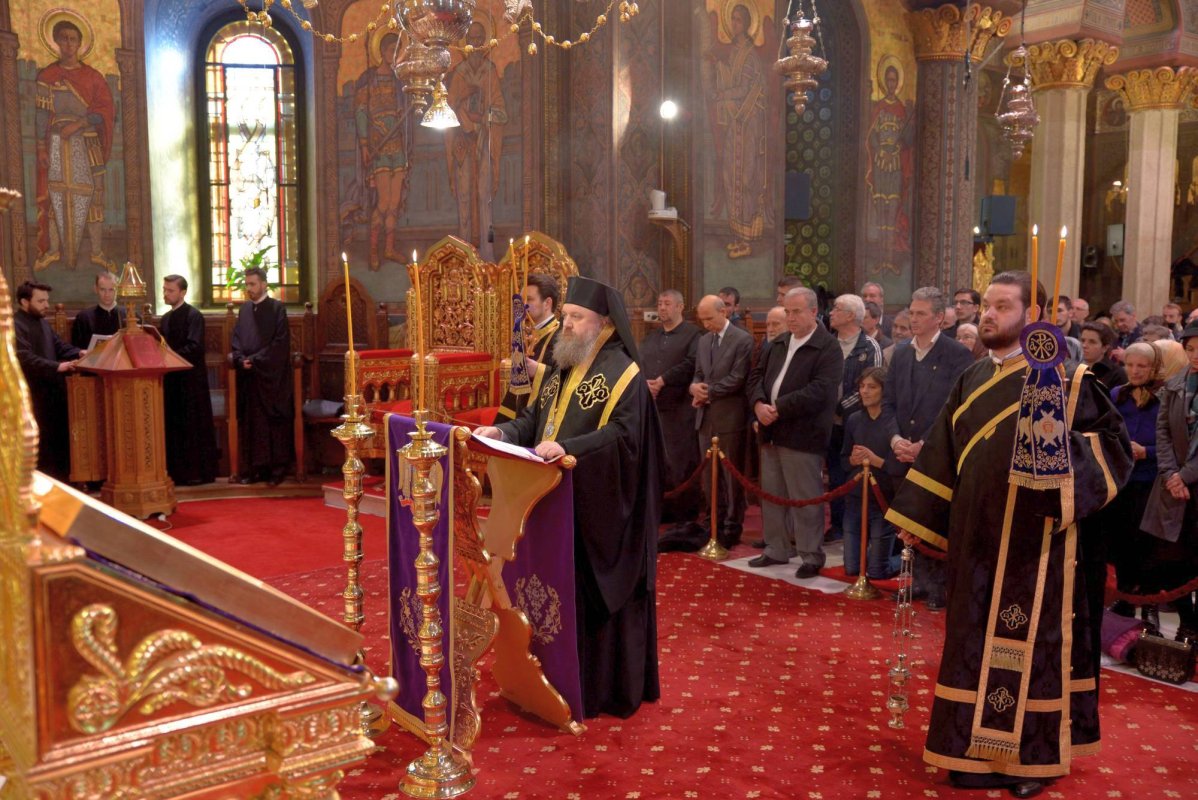 Ultima parte a Canonului cel Mare la Catedrala Patriarhală  43594