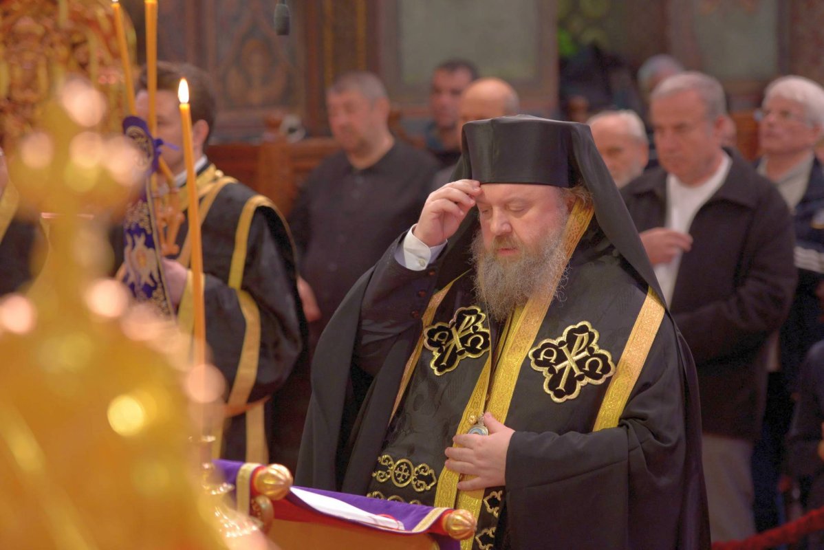 Ultima parte a Canonului cel Mare la Catedrala Patriarhală  43597