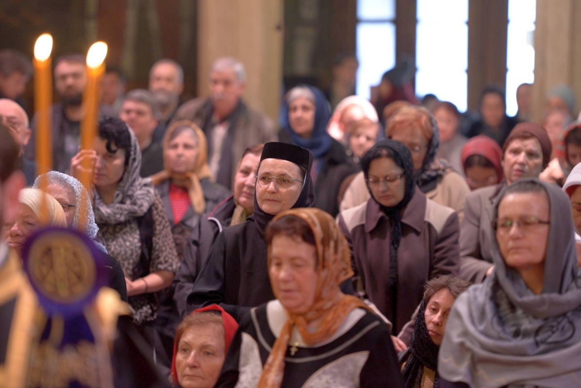 Ultima parte a Canonului cel Mare la Catedrala Patriarhală  43598
