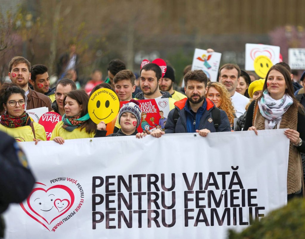 „Ajută mama și copilul! Ei depind de tine” 43651