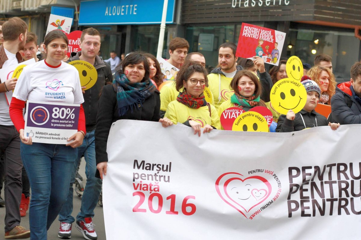 „Ajută mama și copilul! Ei depind de tine” 43658