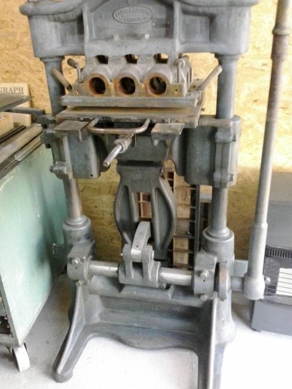 „Cărțișor de Autor” cu versuri și semnătura Anei Blandiana 43666