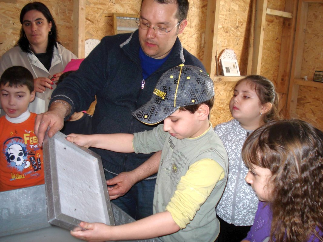 „Cărțișor de Autor” cu versuri și semnătura Anei Blandiana 43682