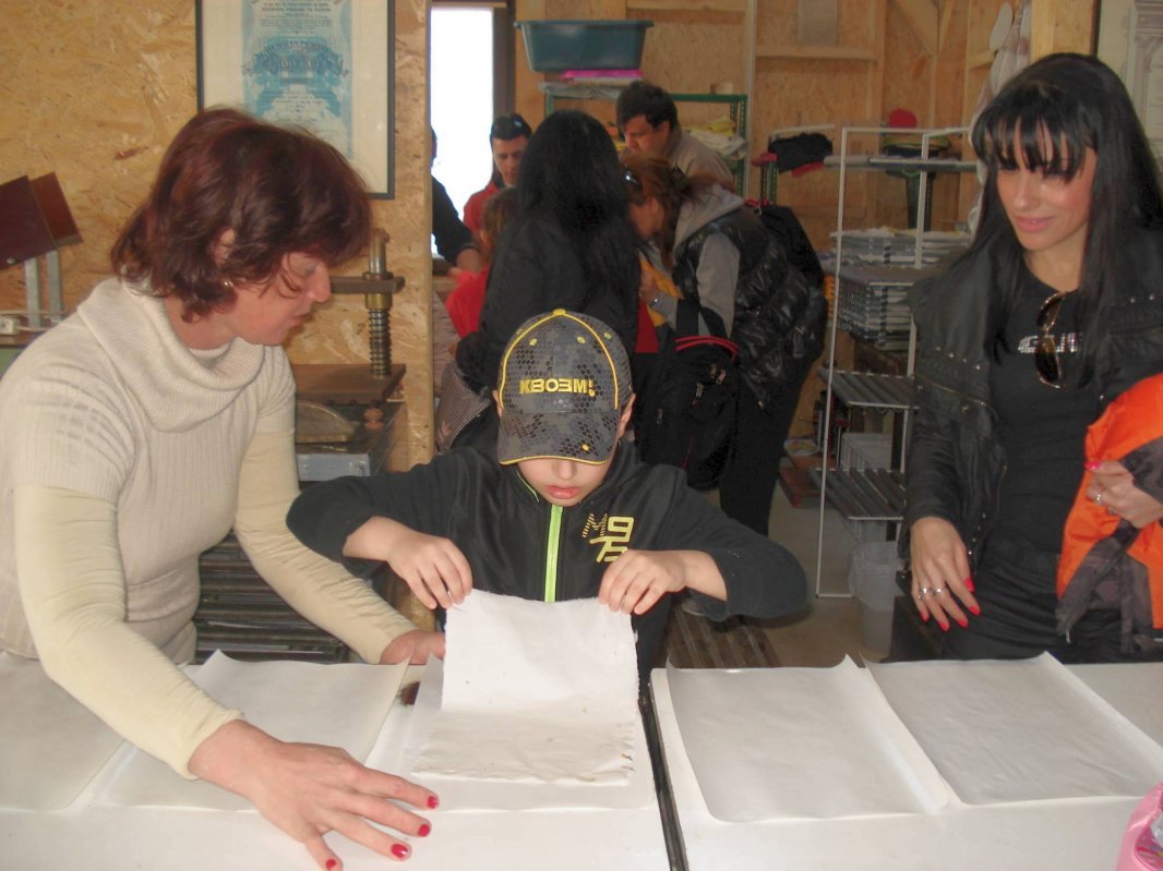 „Cărțișor de Autor” cu versuri și semnătura Anei Blandiana 43691