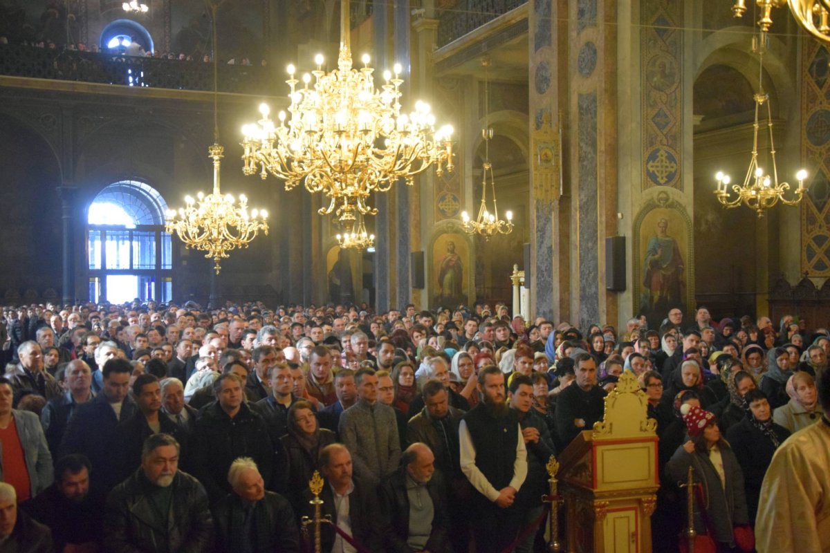 „Dacă vrei să fii om cu adevărat, în sensul cel mai deplin al cuvântului, trebuie să fii creştin ortodox“ 43473