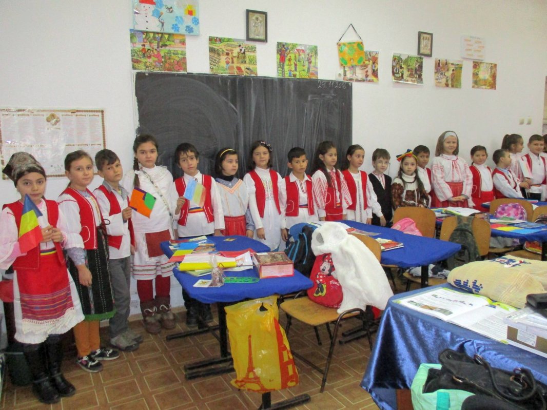 Filantropie, educație și responsabilitate la Viișoara 43512