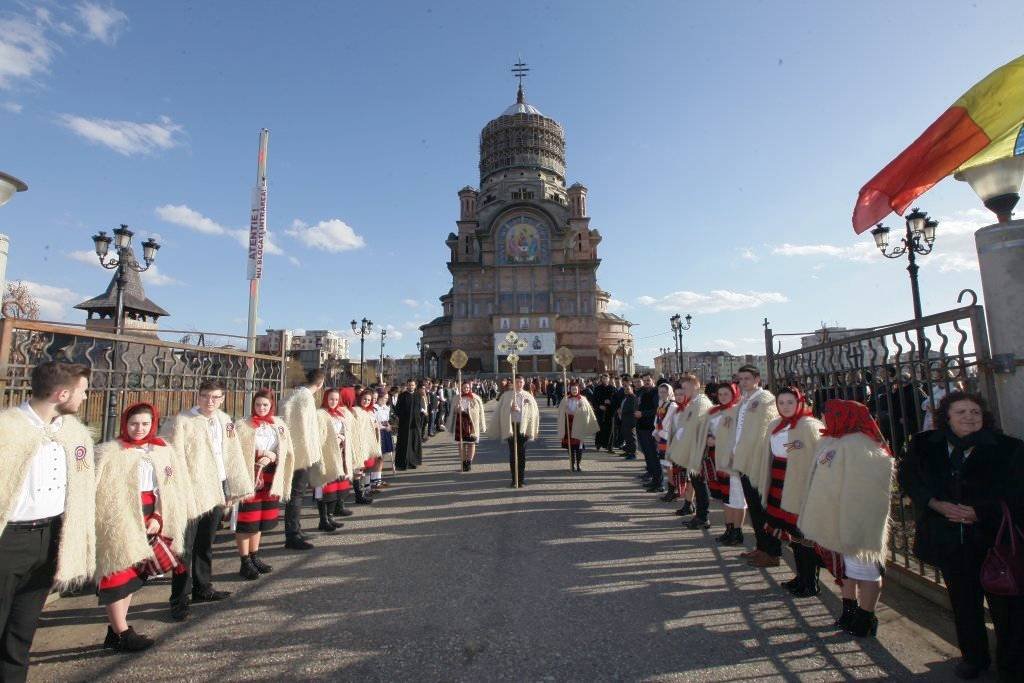 Icoana Maicii Domnului de la Rohia, adusă la Baia Mare    43494