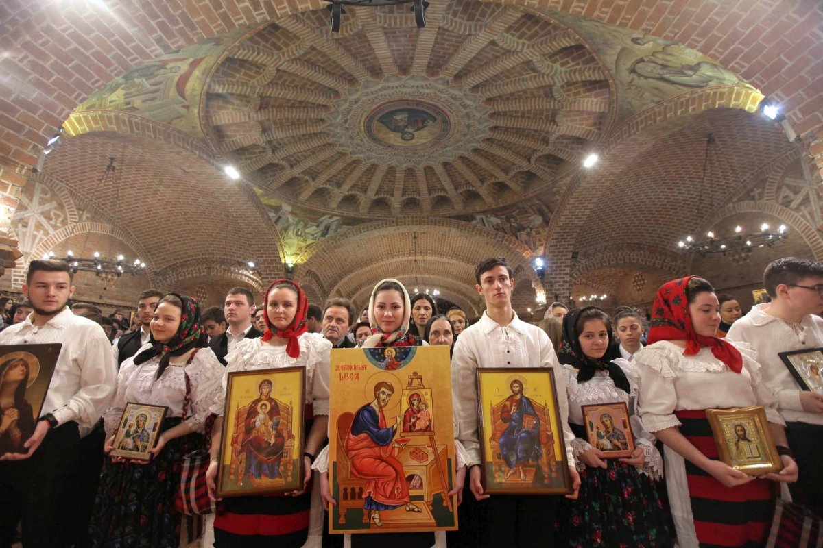 Slujiri arhiereşti în Duminica întâi din Postul Sfintelor Paşti   43408