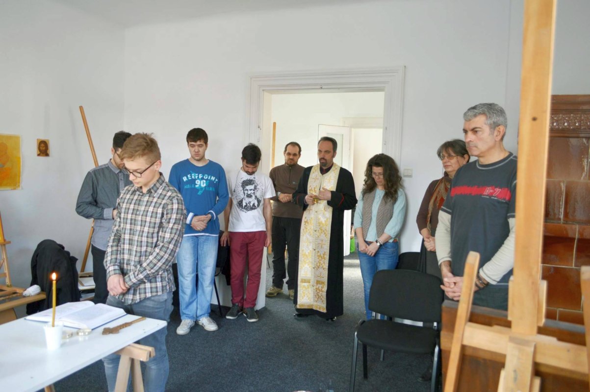Ateliere de iconografie şi expoziţii  de icoane în parohii transilvane 43343