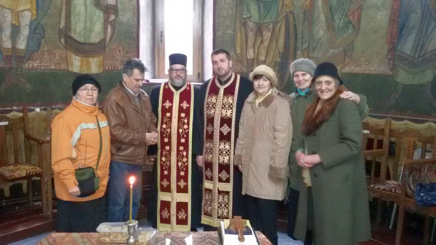 Întâlnire catehetică  la Biserica „Ziua Crucii” 43289