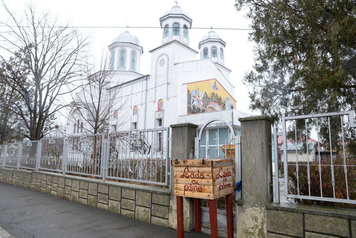 „Lada cu pâine” a părintelui Gheorghe Nadoleanu 43306
