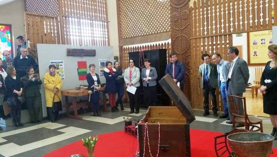 Proiect de restaurare a odoarelor bisericești de la Feldioara, județul Brașov      43270