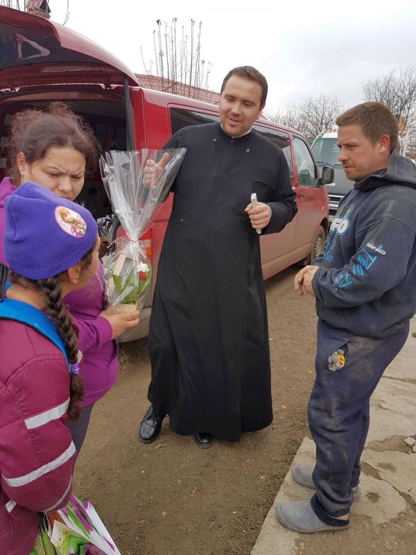 Ajutor pentru o familie rămasă fără adăpost  43192