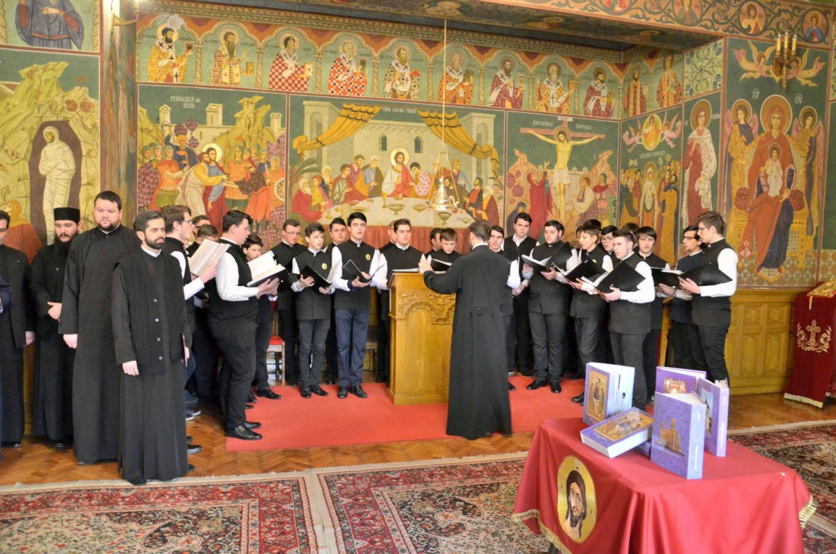 Lansare de carte la Centrul Eparhial al Episcopiei Oradiei    43216