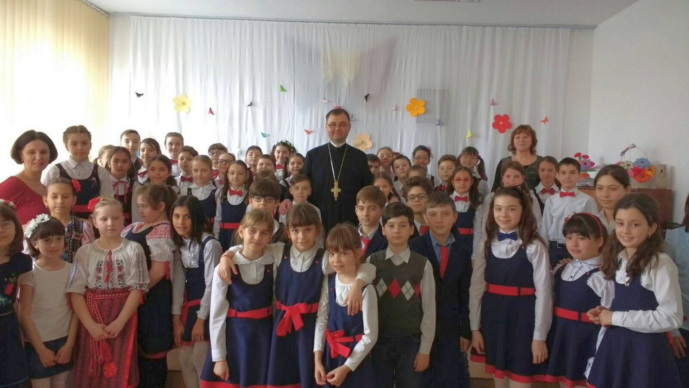 „Pentru tine, dragă Mamă!” la Slobozia 43249