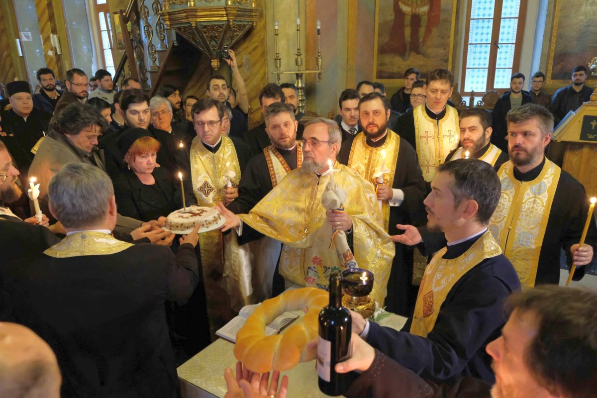 Comemorarea părintelui profesor Dumitru Popescu  43164