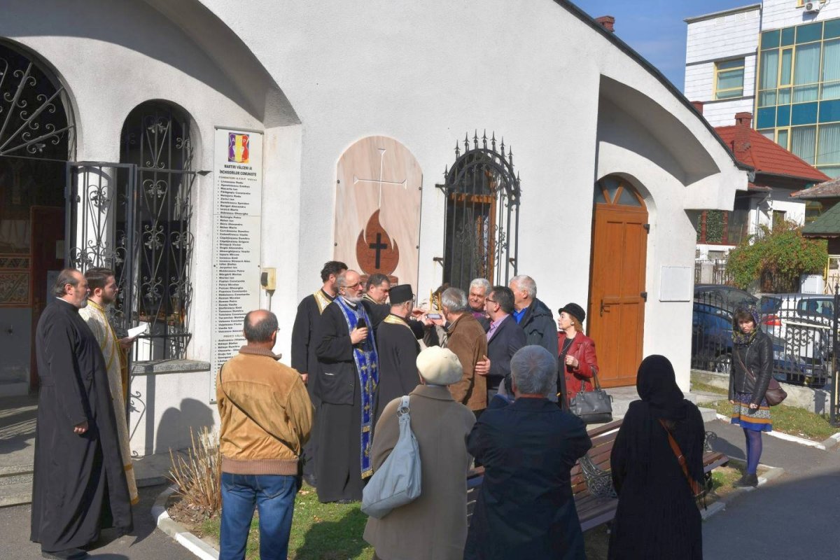 Pomenirea martirilor din temniţele comuniste 43144