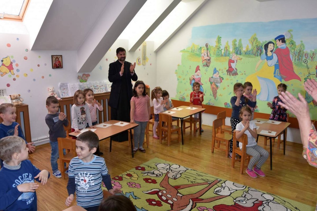 Pomenirea martirilor din temniţele comuniste 43145