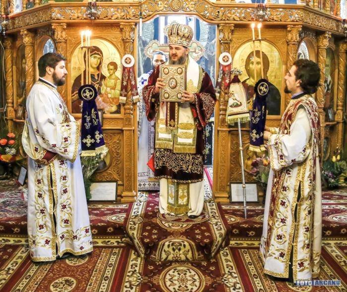Slujiri arhiereşti în Mitropolia Munteniei şi Dobrogei 43050
