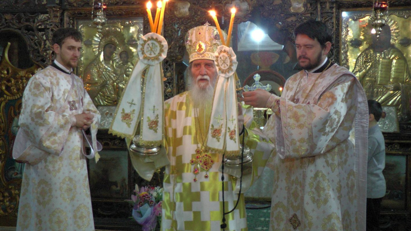 „Iertarea păcatelor o dă Dumnezeu prin preot“ 43004