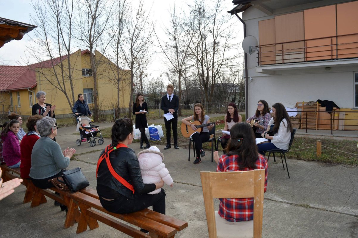 În toată luna martie oferim zâmbete! 42946