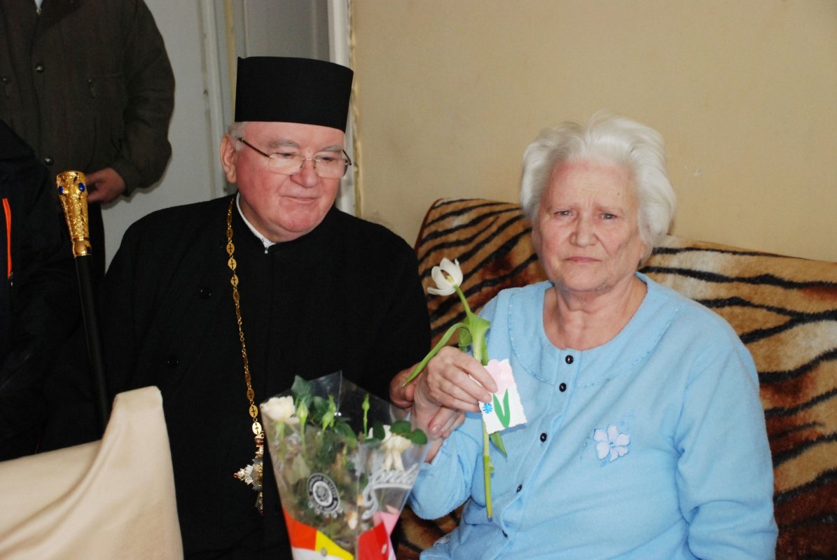 Sprijin pentru bolnavi şi vârstnici în Parohia Oradea-Vii 42898
