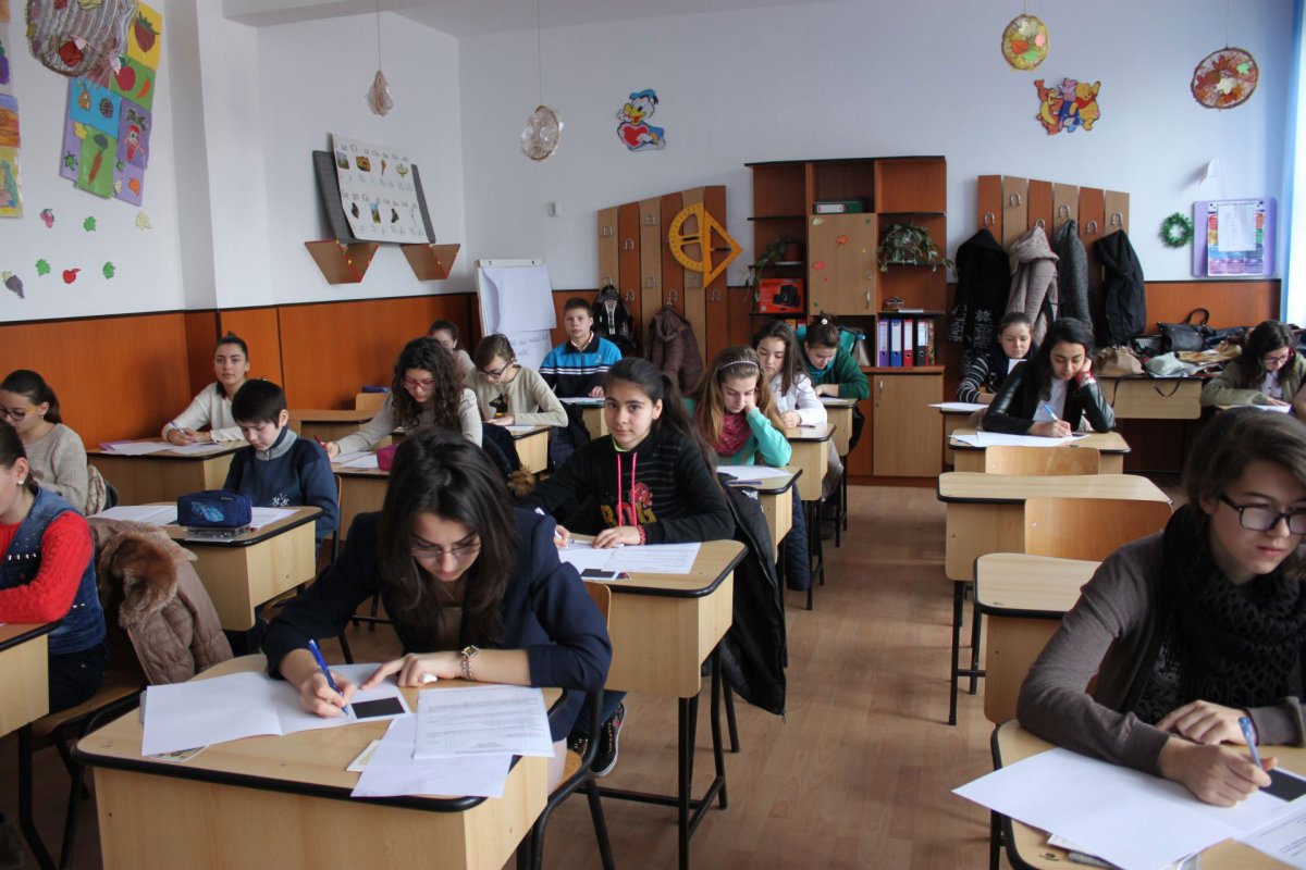 Faza judeţeană a Olimpiadei de Religie în Episcopia Severinului 42792