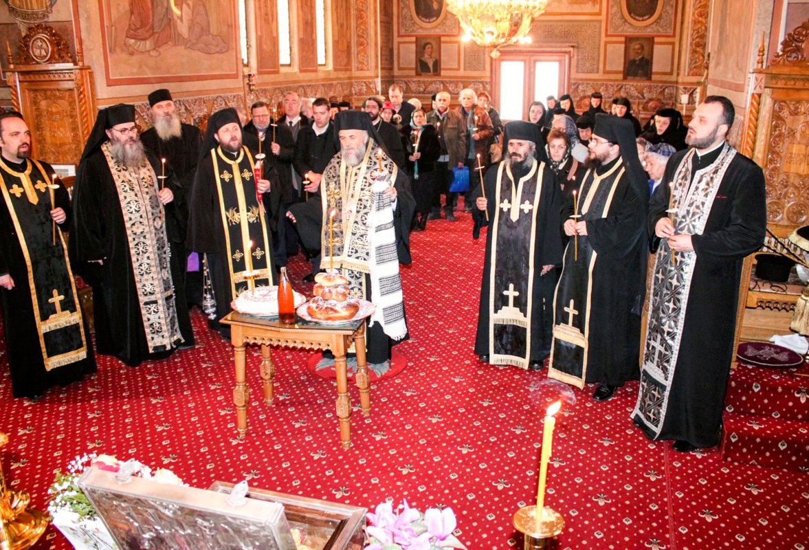 Teodosia Lațcu, evocată în Arhiepiscopia Dunării de Jos 42812