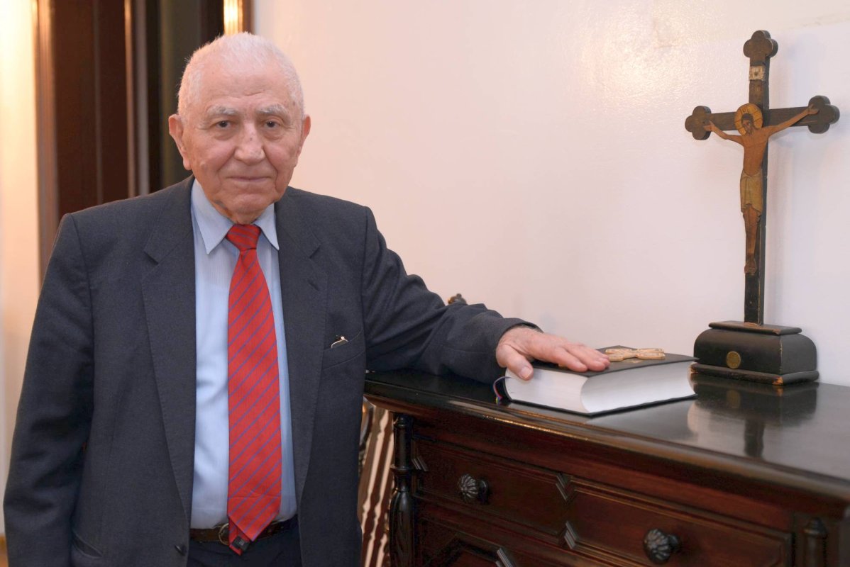 Cinstirea generală a Crucii, veche ca şi creştinismul însuşi 42757