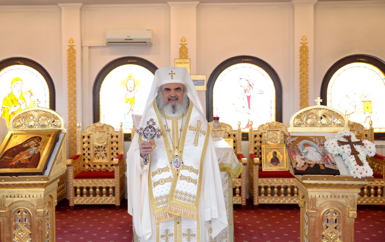 Asumarea crucii - călătorie cu Hristos spre Înviere 42704