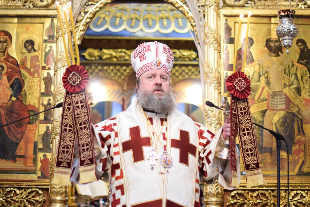 Slujiri arhiereşti în Capitală 42646