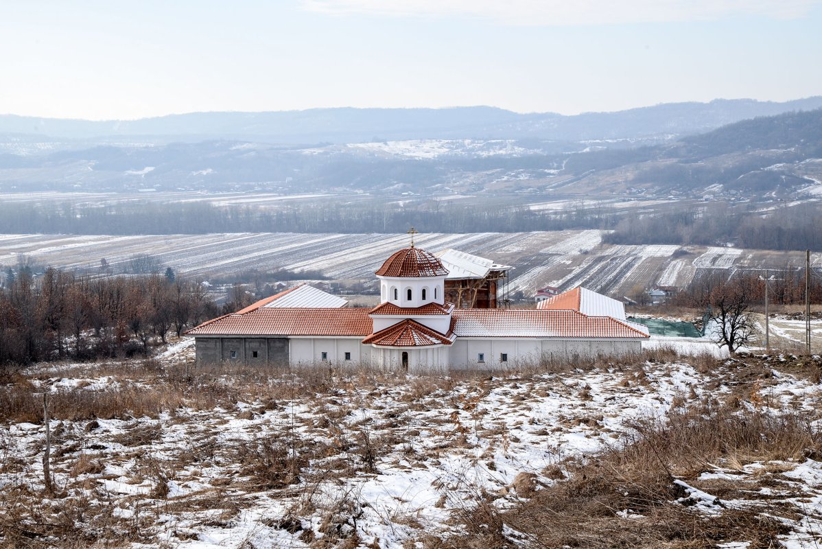 Amintiri temeluite în ziduri de mănăstire 42578