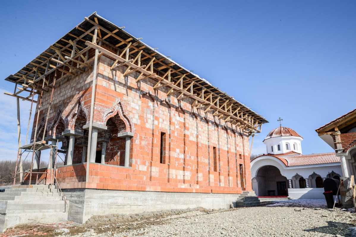 Amintiri temeluite în ziduri de mănăstire 42581