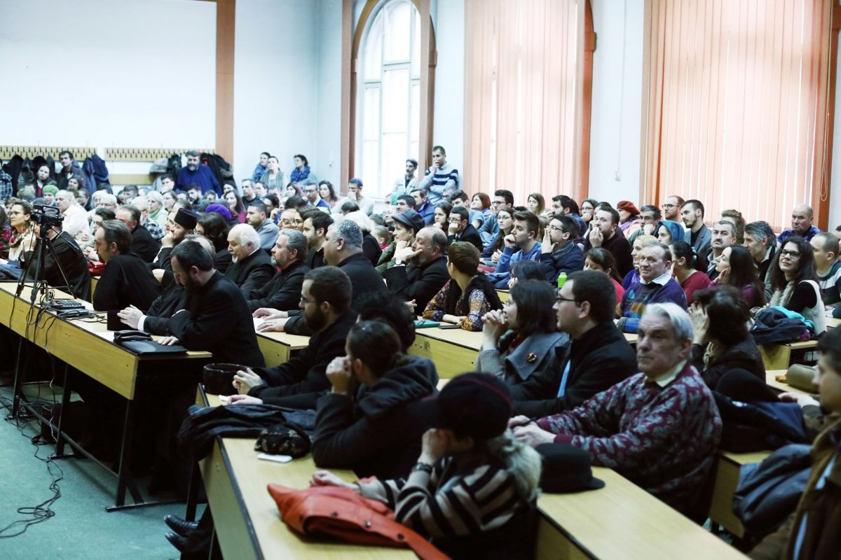 IPS Laurențiu a conferențiat la Brașov 42548