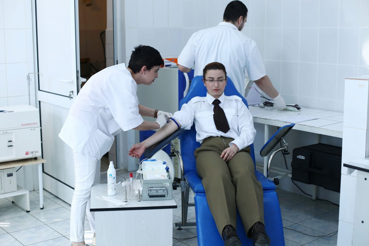 Peste 70 de sibieni au donat sânge 42456