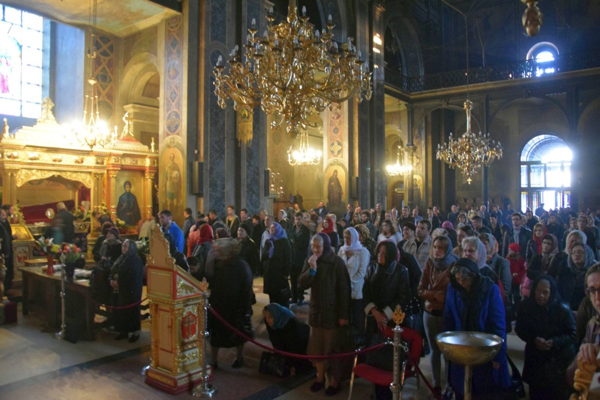 Slujire arhierească la mijlocul Postului Mare 42448