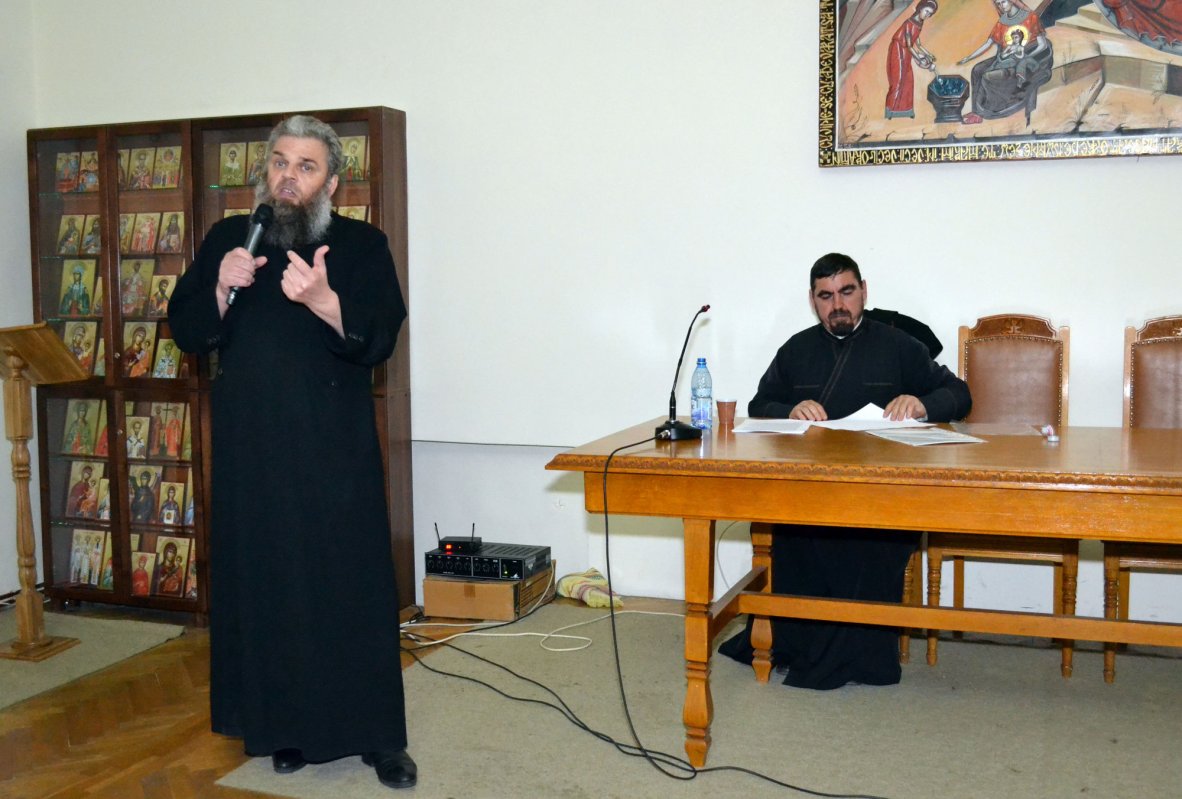 Conferinţă la Protopopiatul Botoşani 42390