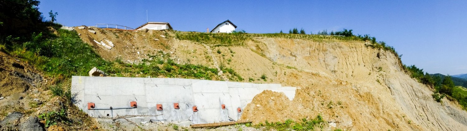 Versantul de la Mănăstirea Cornu a fost stabilizat 42439